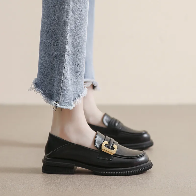 autumn and winter one-step-on retro small leather shoes British style soft sole thick heel single shoes for women image 5