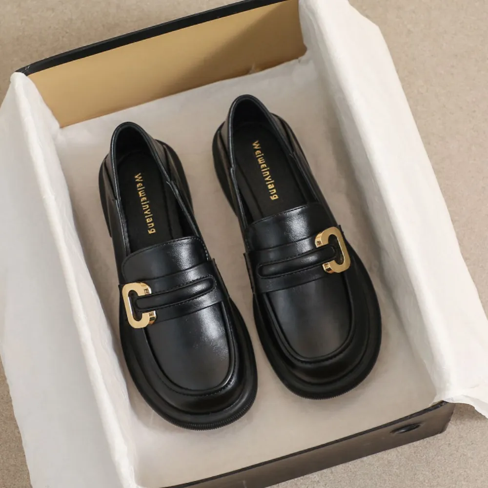 autumn and winter one-step-on retro small leather shoes British style soft sole thick heel single shoes for women