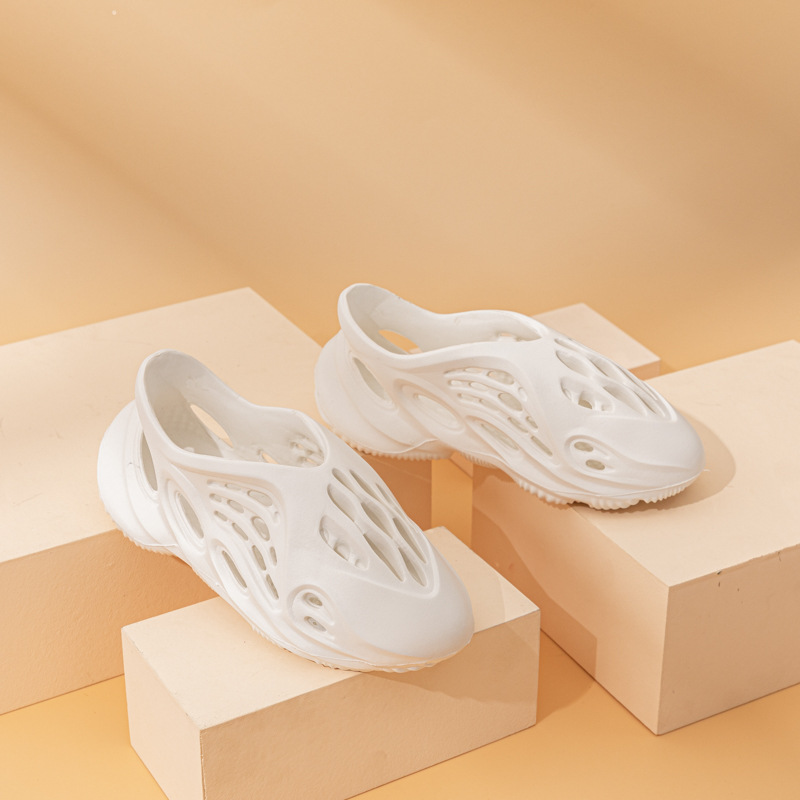 Children's Sandals Coconut Hole Shoes Summer Boys and Girls' Baby Sandals EVA Children's Shoes Beach Shoes image 11
