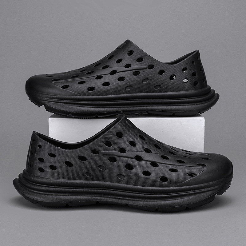 Hollow hole shoes for men one foot sandals fashionable and casual soft soled toe wrapped beach shoes image 3