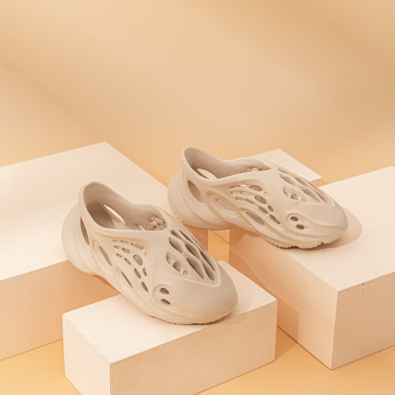 Children's Sandals Coconut Hole Shoes Summer Boys and Girls' Baby Sandals EVA Children's Shoes Beach Shoes image 13