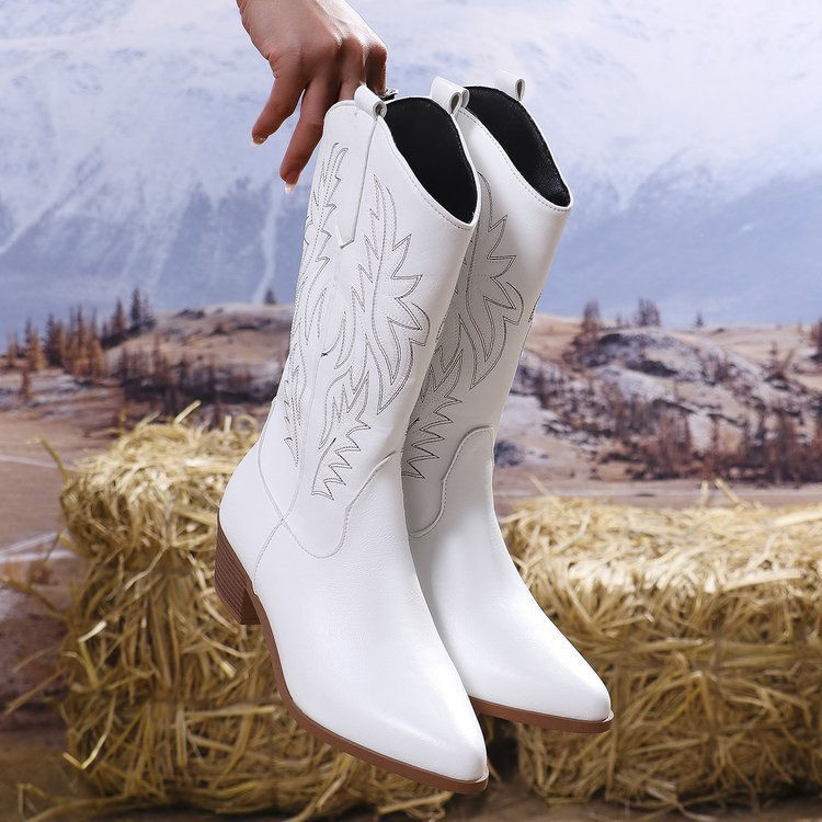 Vintage Tribal Pattern Chunky Heel Ankle Boots for Women with Embroidery Round Toe Martin Boots image 5