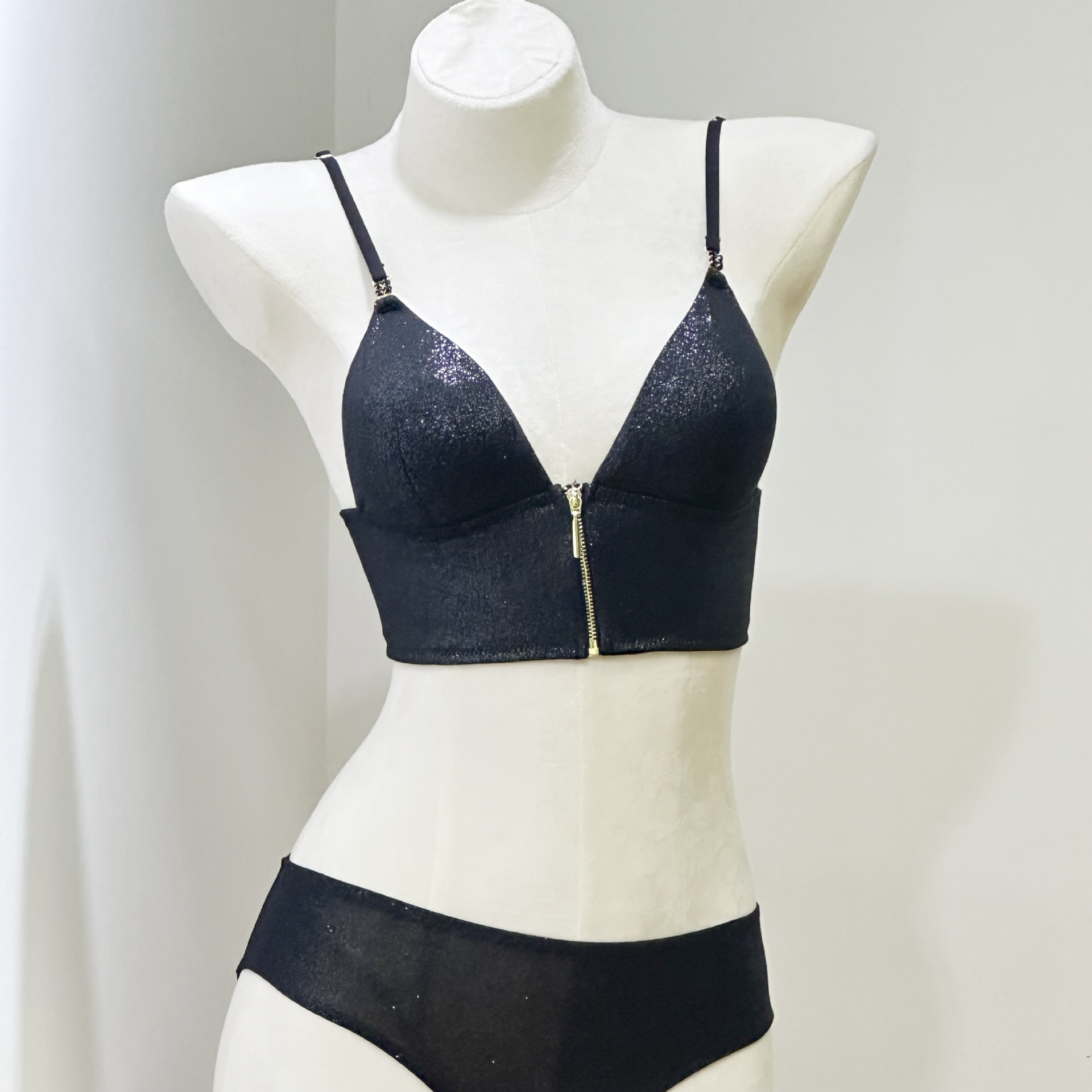 O1CN01e6cIoj1q1k38ucn1f_!!3320