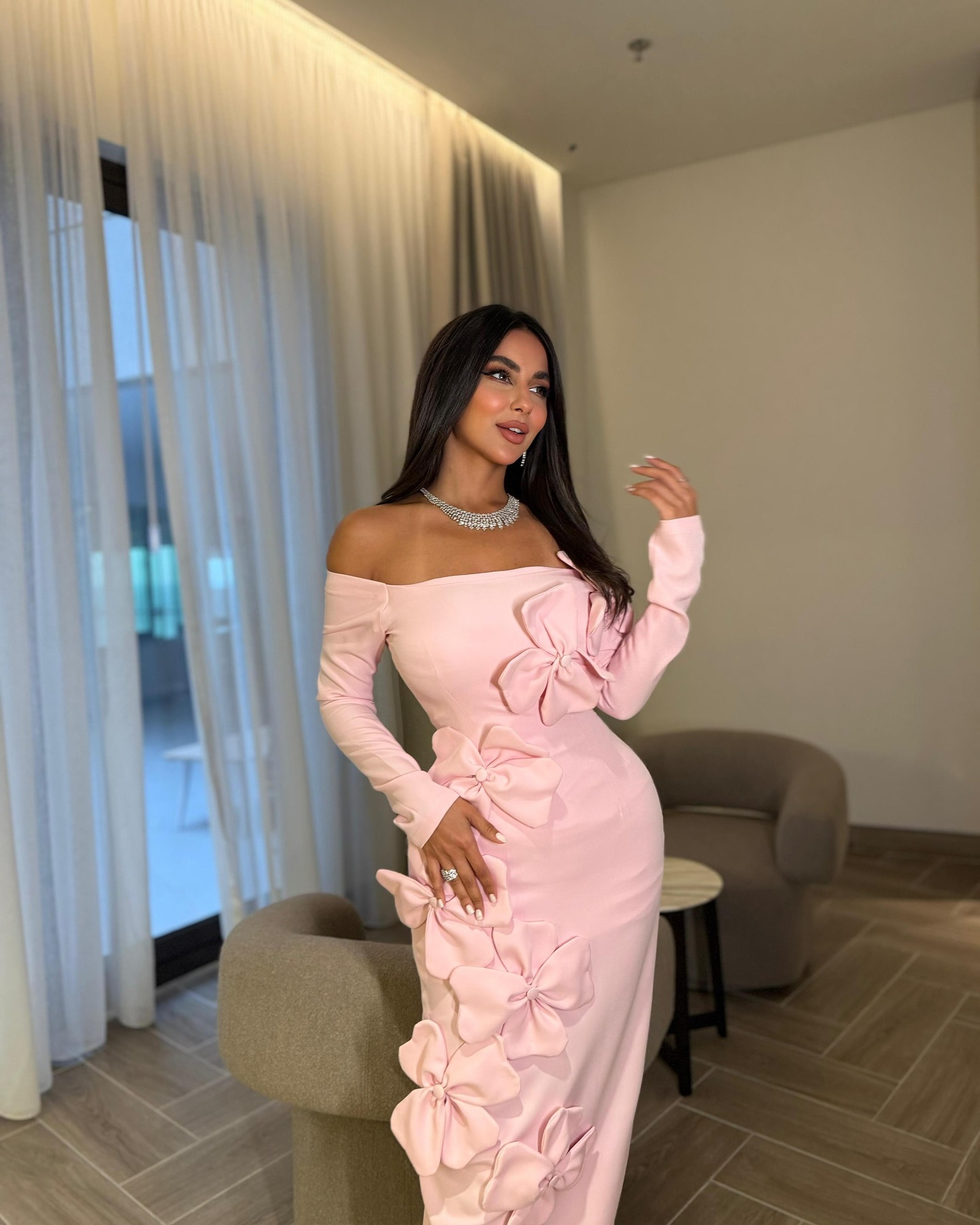 hessaadel23_1748456589_3642640