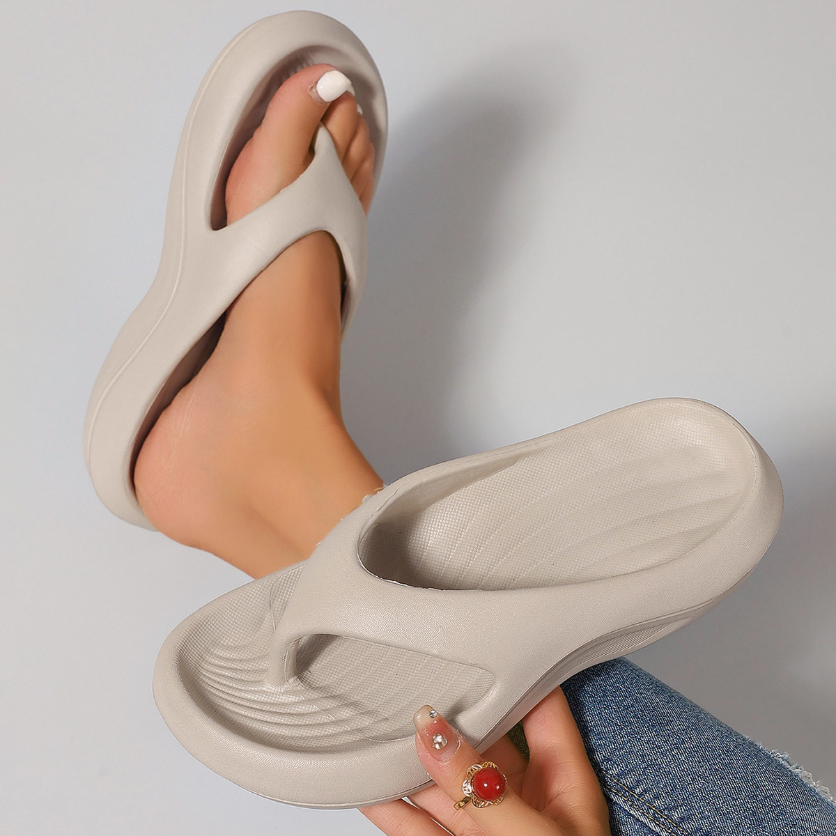 Cross-border Thong Sandals for Women EVA Outdoor Anti-slip Soft Sole Beach Slippers image 7