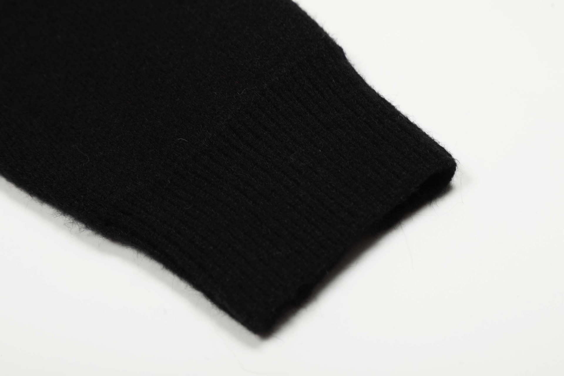 NoirFit Cardigan image 8