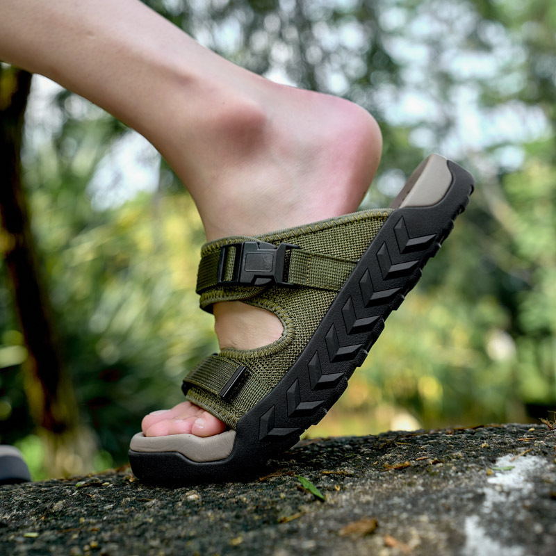 Men's Summer Outdoor Casual Roman Beach Sandals Slip-Resistant Wearable Water Soft Sole One-Word Sandals image 7