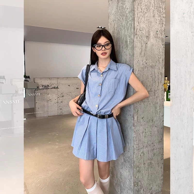 蓝条纹翻领衬衫连衣裙女夏季2025新款学院风气质收腰百褶短裙