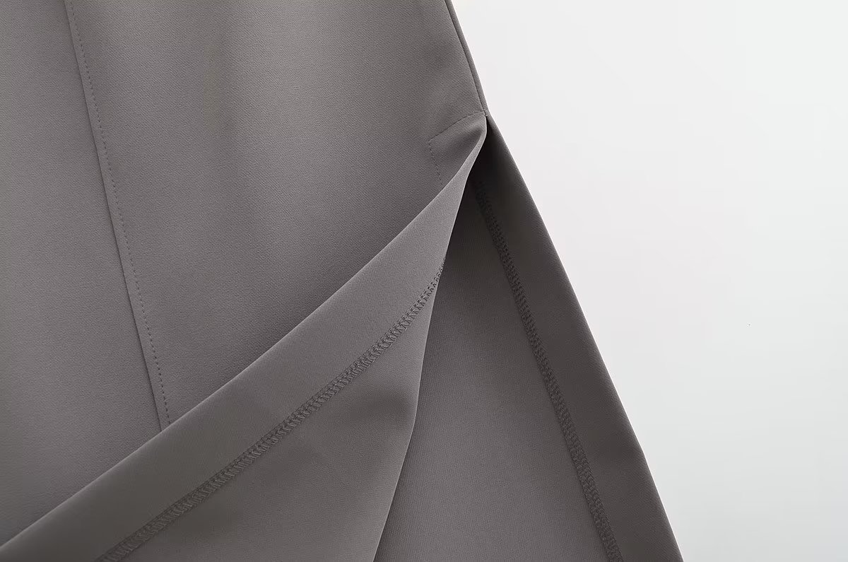 Split knee length long skirt D8C7BB13C466543E9D9E2670D98E3E87