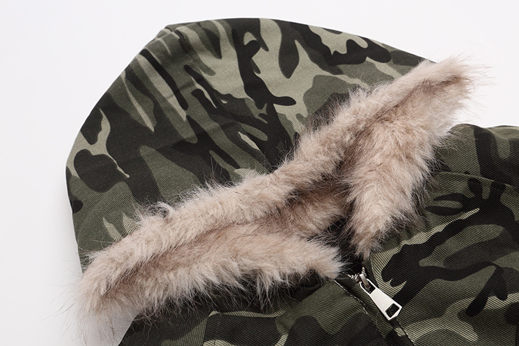Chaqueta bomber de camuflaje Chaqueta bomber de camuflaje con capucha y forro de pelo verde