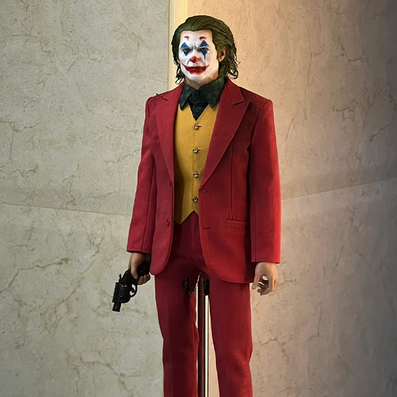 Red Suit for Adults detail image 3