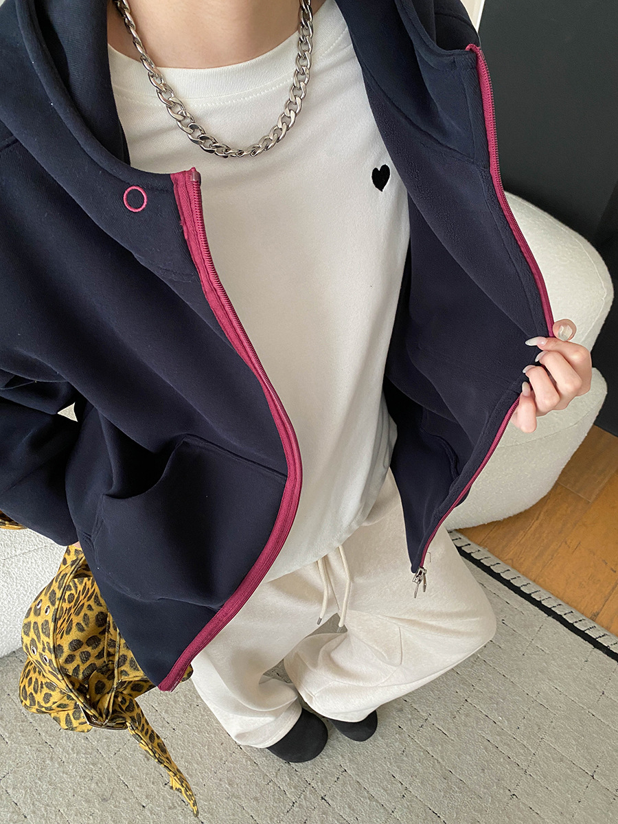 拼图2025_10_28_09_23_42_IMG_1241