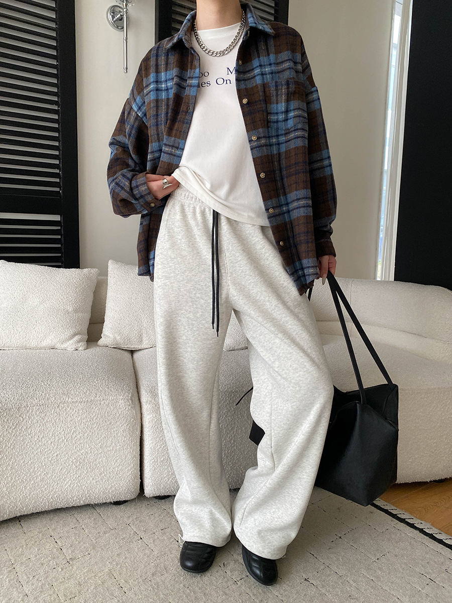 拼图2025_11_01_11_30_44_IMG_4077