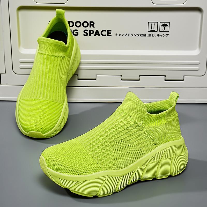 Casual Mesh Slip-On Sneakers Lightweight Breathable Low-Top Running Shoes for Men and Women image 3