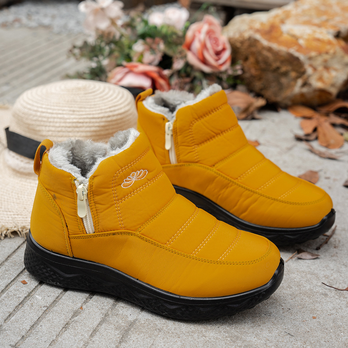 Thick and Warm Cotton Boots with Velvet for Children image 4