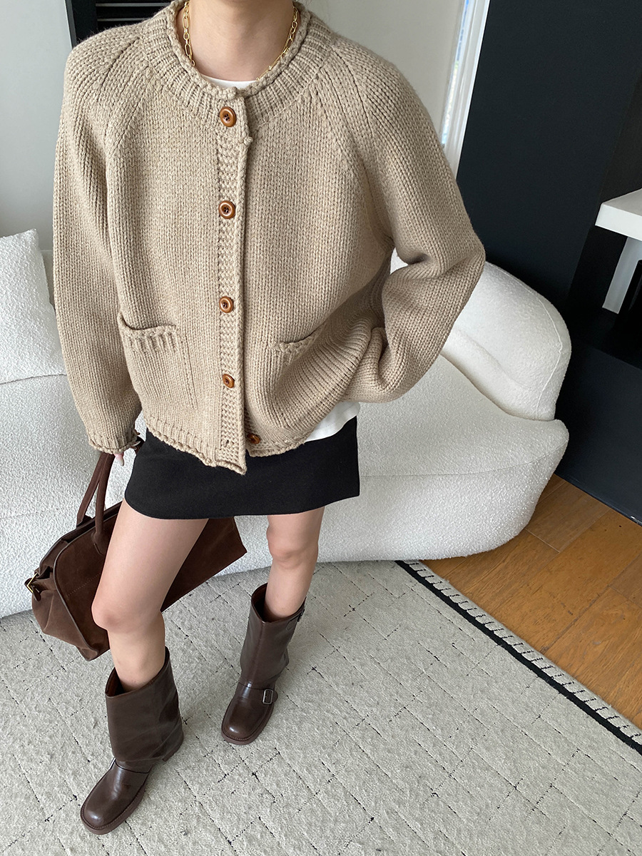 拼图2025_10_28_10_14_30_IMG_1479