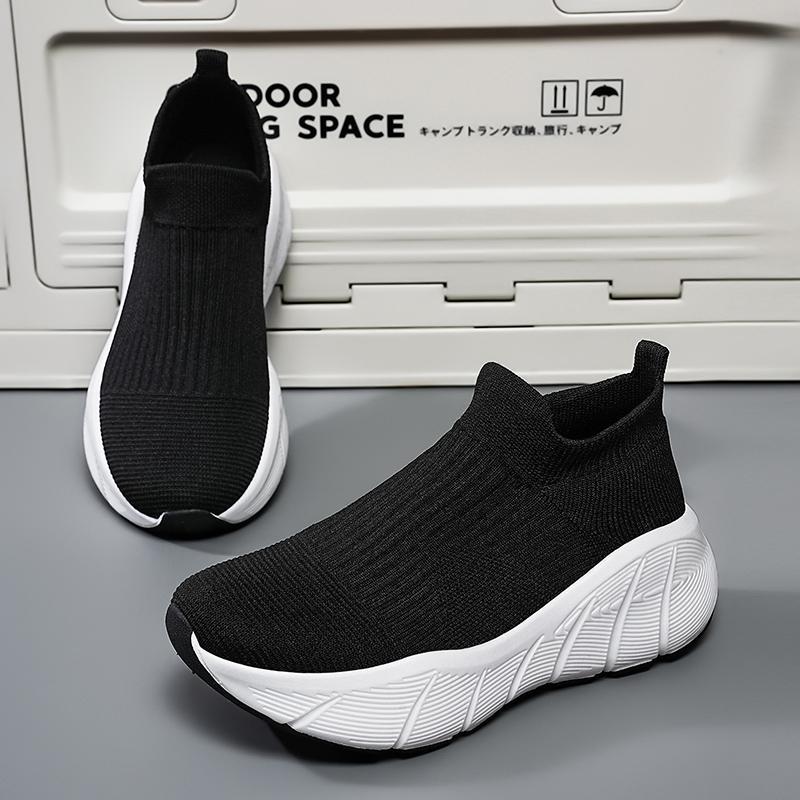 Casual Mesh Slip-On Sneakers Lightweight Breathable Low-Top Running Shoes for Men and Women image 7