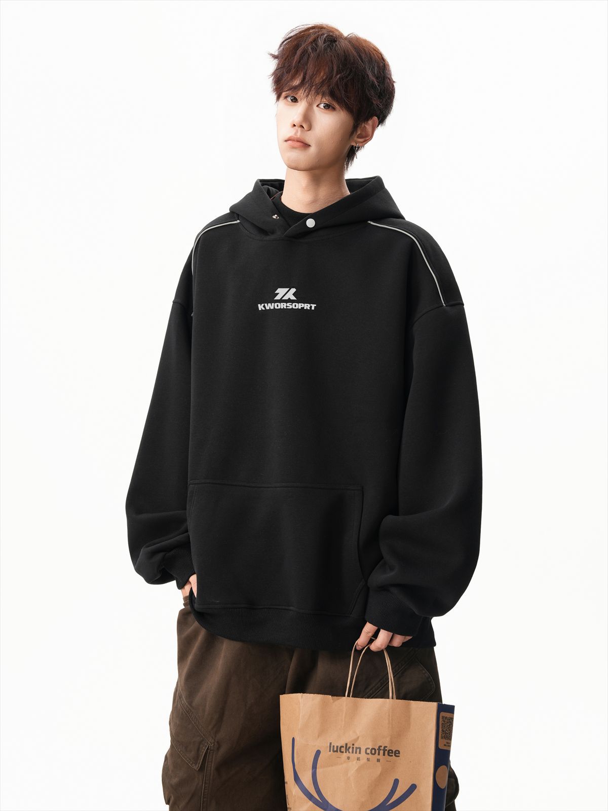 FE3E5633E7303DACE4EFC7D95C069661