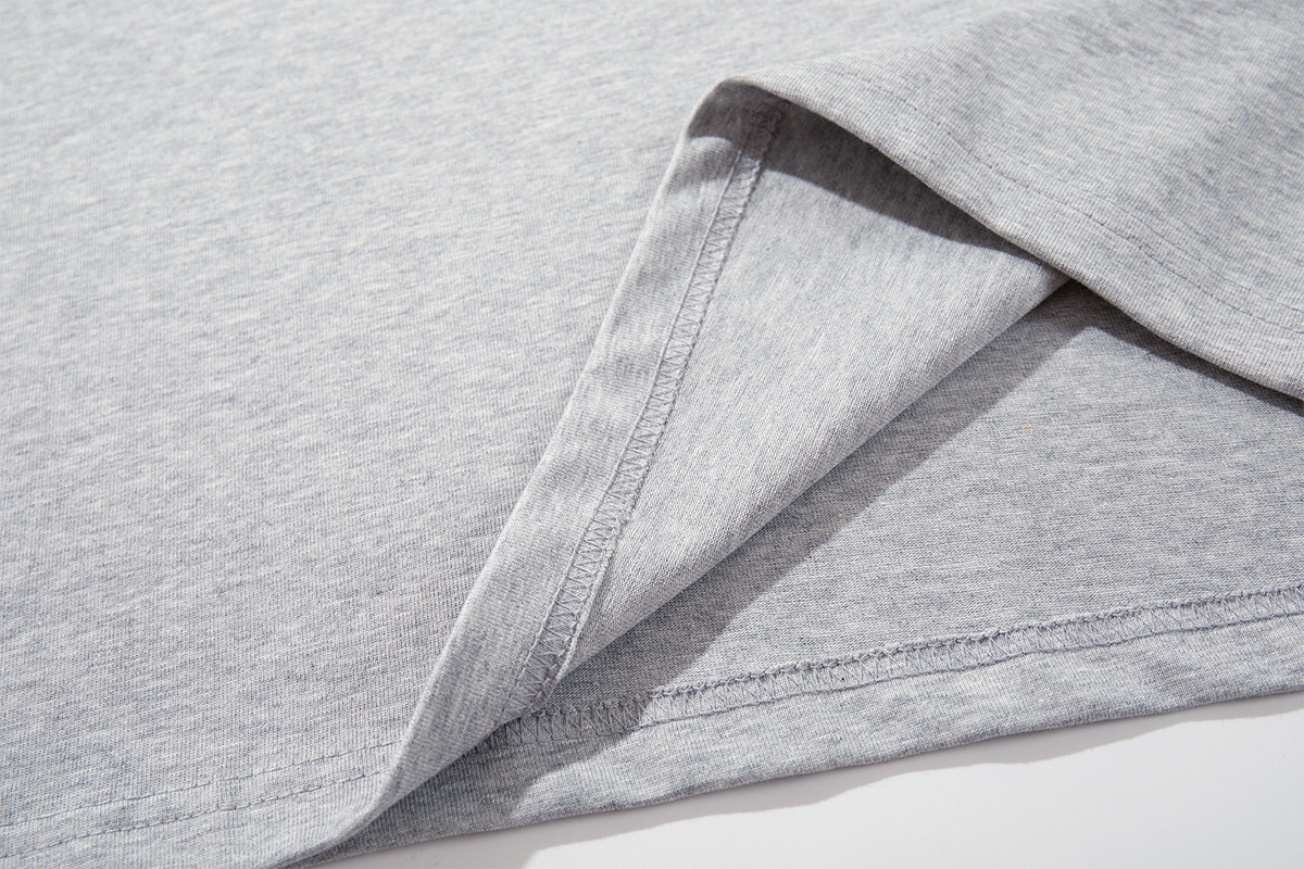 T-shirt long sleeved Henley shirt