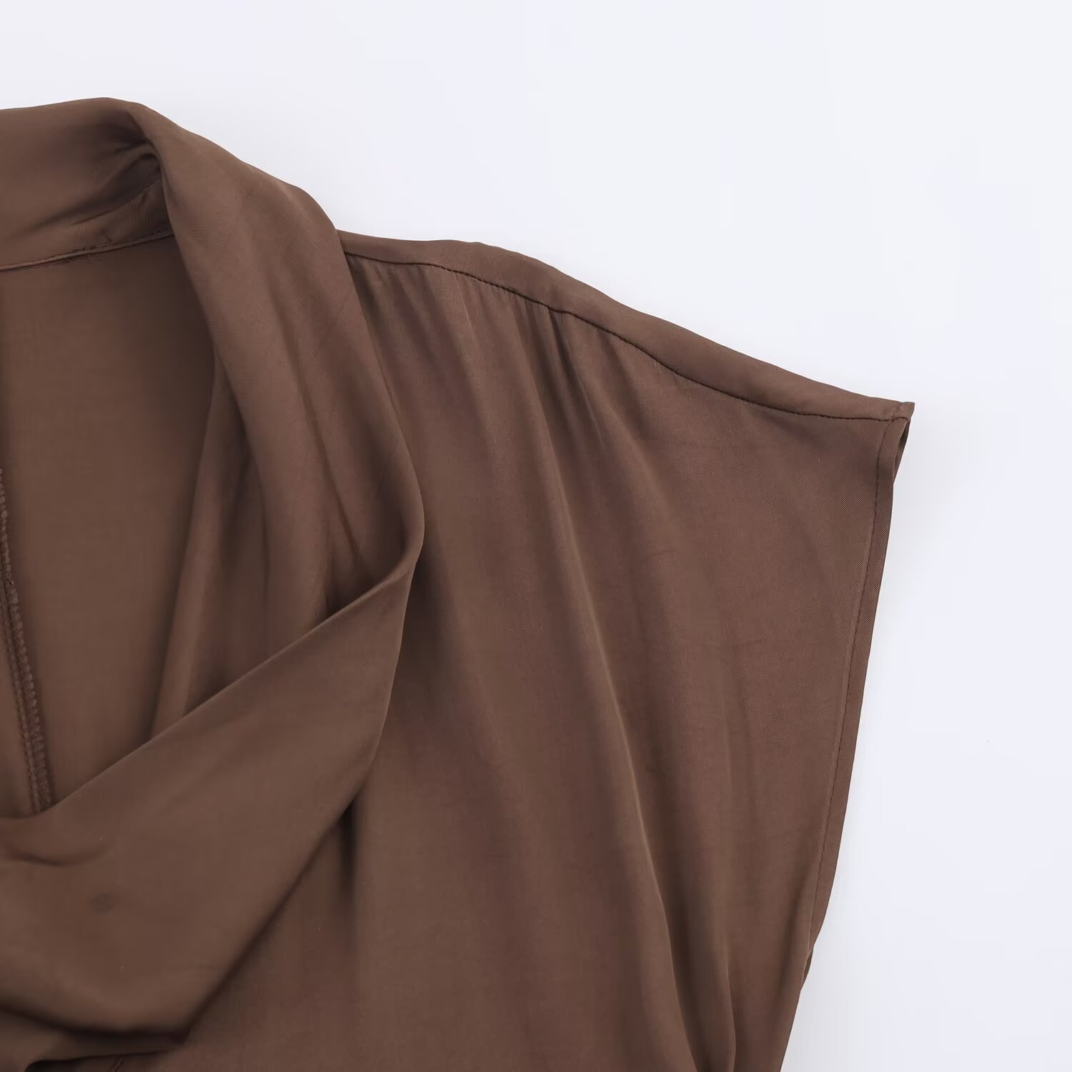 446B9280C4F6660278C50D83B894F36A