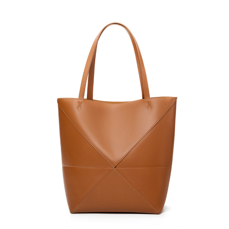 Large capacity single shoulder geometric splicing folding bucket bag