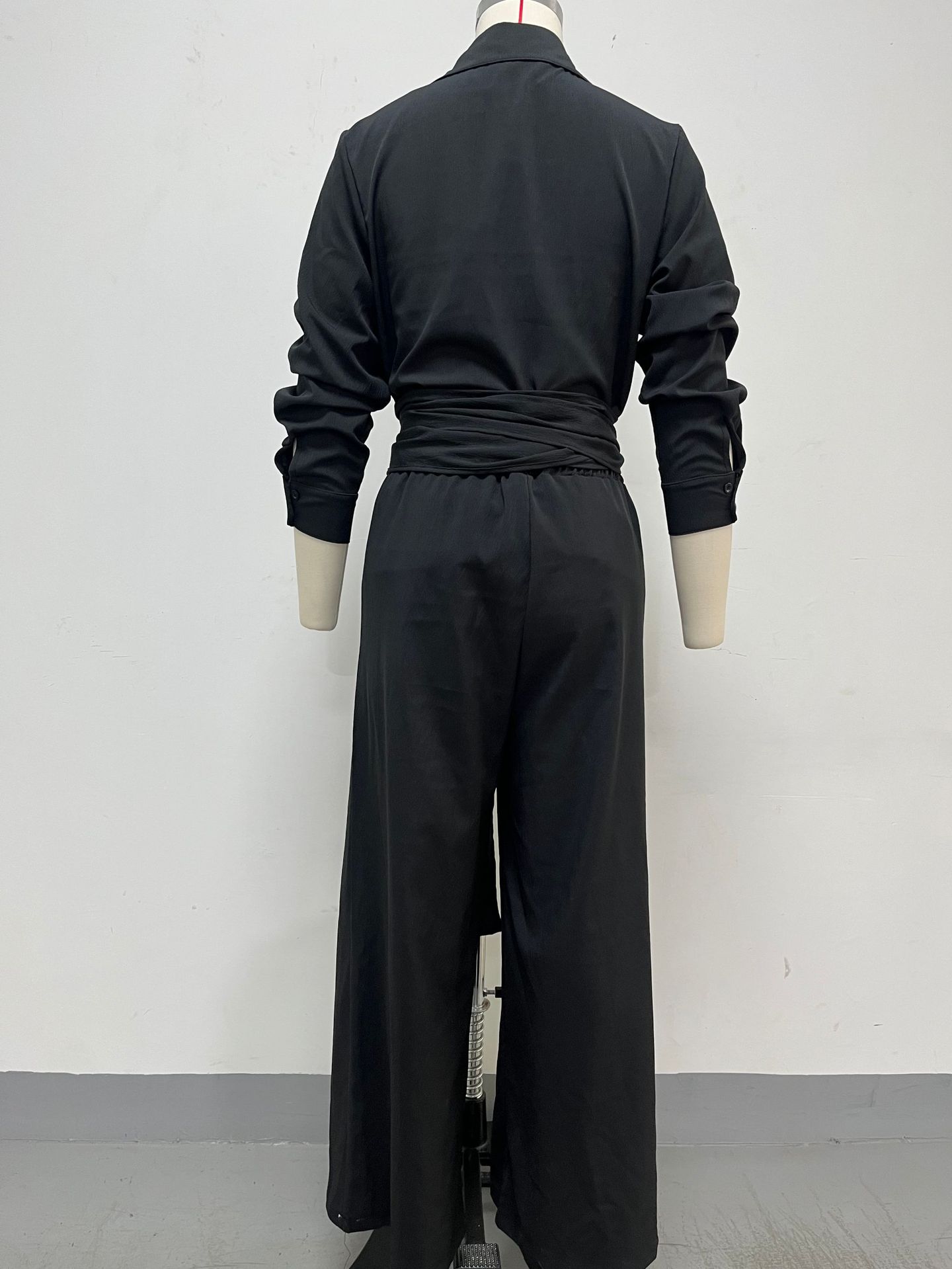 Women's collar long sleeve top and high-waist pants set in black – loose fit casual two-piece