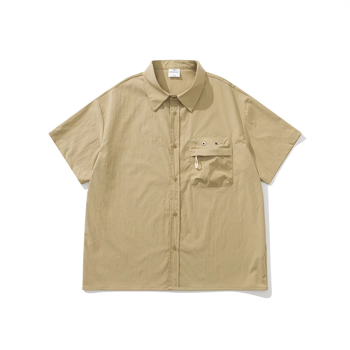 3D pocket short sleeved shirt