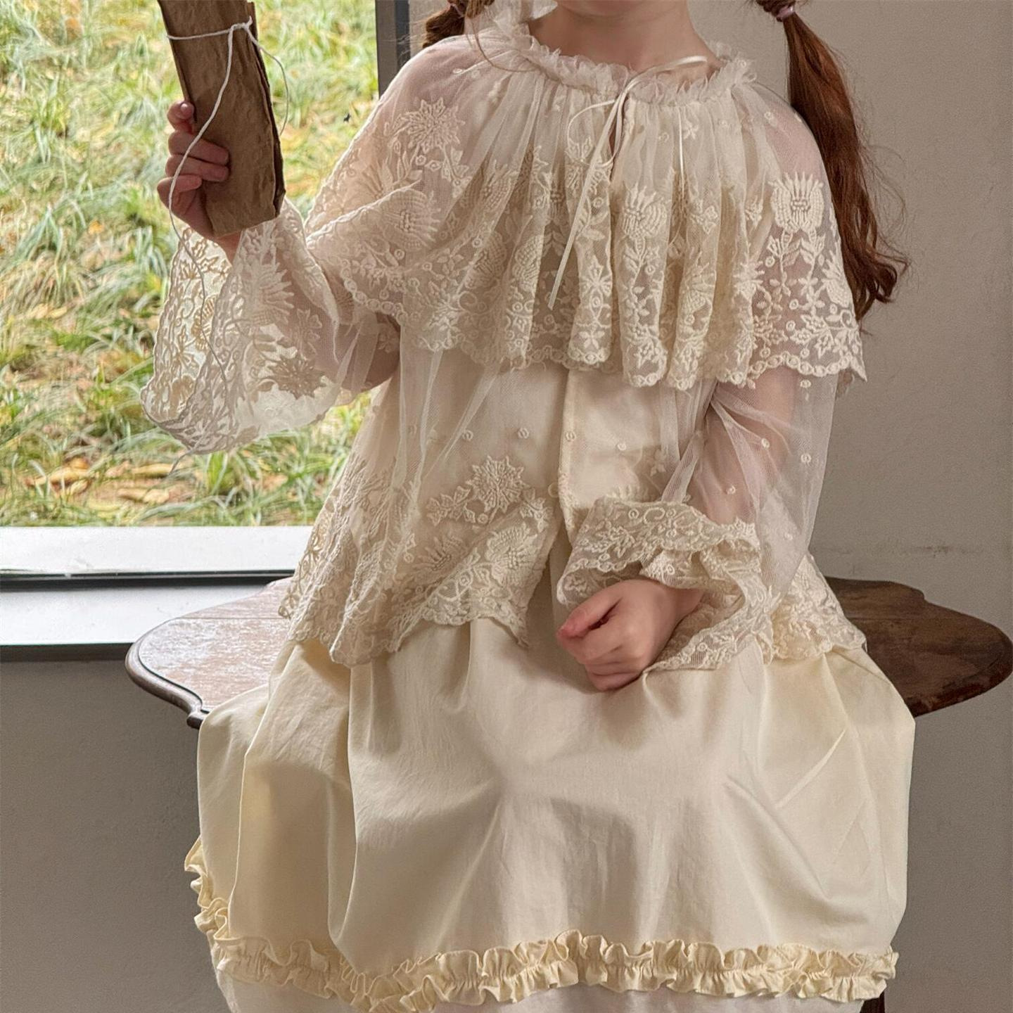 Children's Clothing Summer Fashion Girl's Shirt with Lace Trim Hollow-out Long Sleeve Top Sun