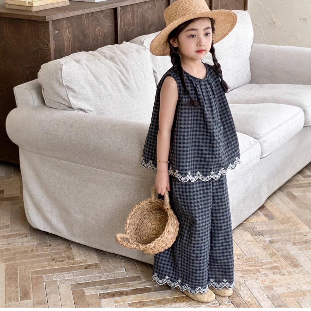 Girls' Summer Outfit Set, New Checkered Lace Vest + Pants Two-Piece Trendy Set for Kids