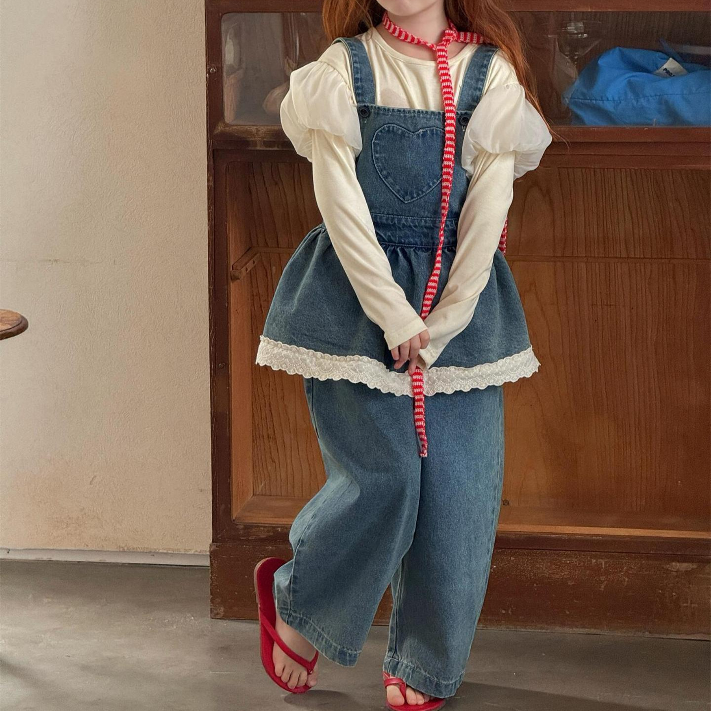 Spring New Style Children's Girl Pants with Ruffle Butt Skirt, Cute Overalls Jeans