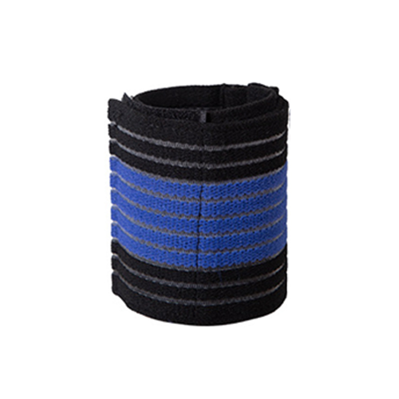 Elastic Wrist Support with Adjustable Compression for Sports Breathable and Protective Wrist Brace for Basketball