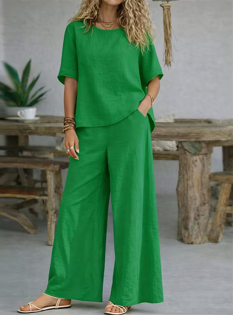 Conjunto de dos piezas con pantalones anchos azul marino