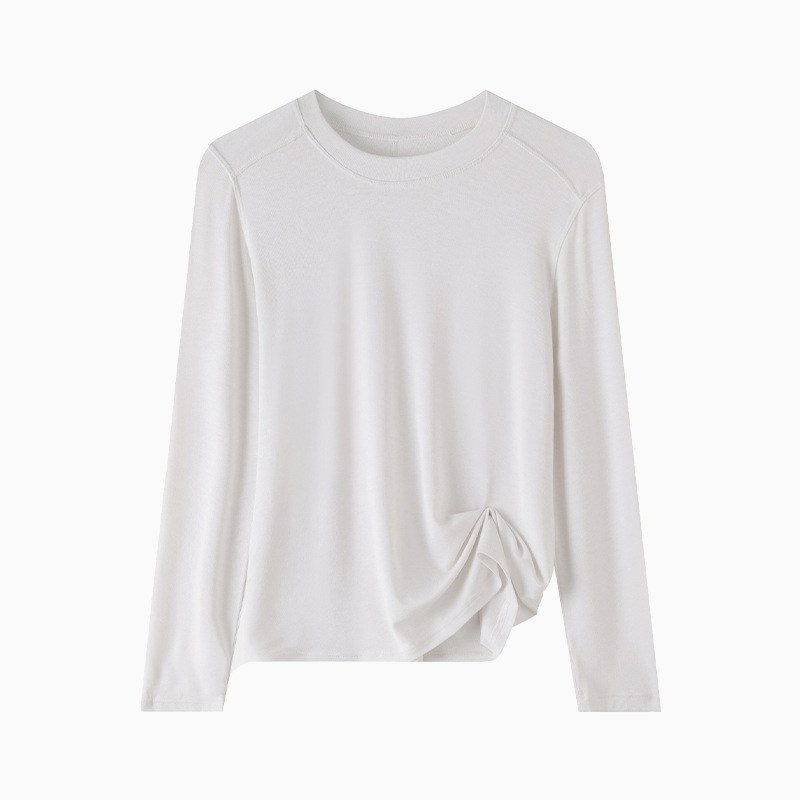 Round neck solid color long sleeved top