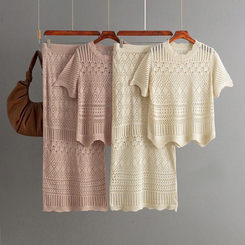 Conjunto de top y falda en varios colores