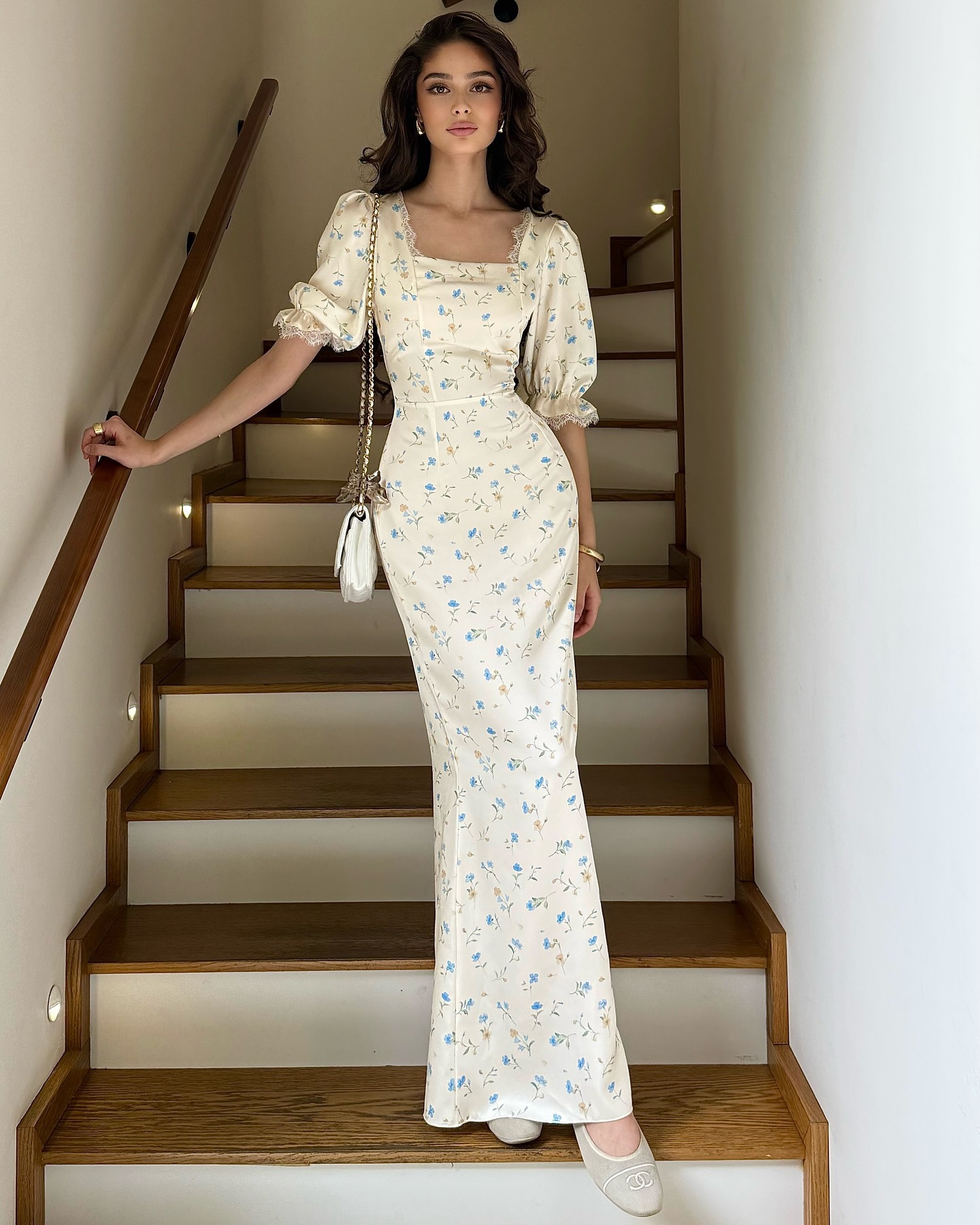 Floral long sleeve dress lace trim detail