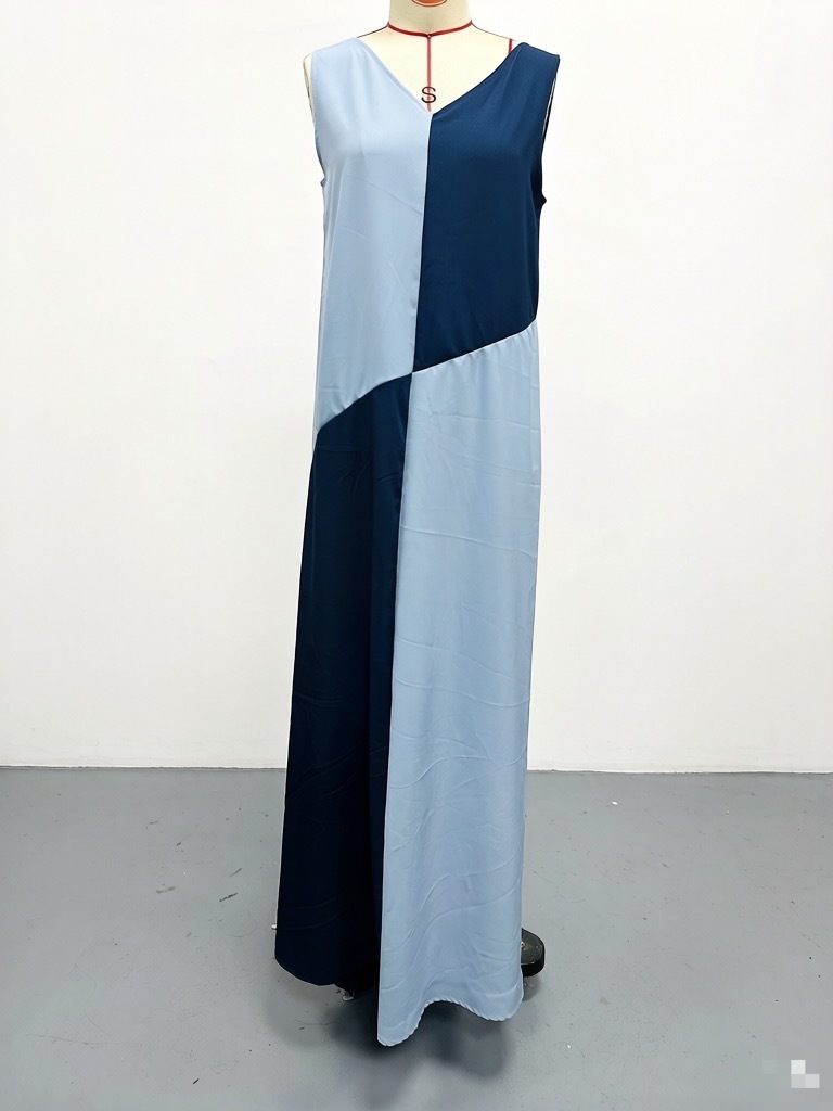 Colour-block halter sleeveless maxi dress - Vilmere