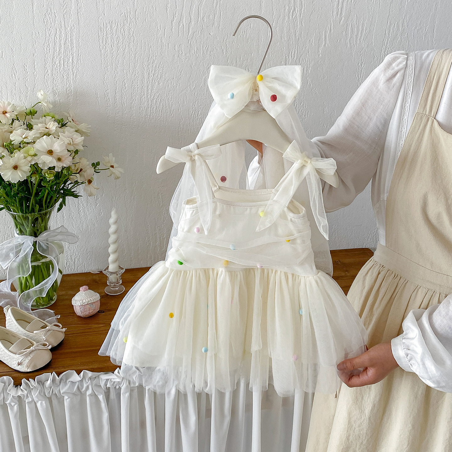 Simple Mesh Hair Clip Sleeveless Dress for Baby Girls Summer New Style Sweet Birthday Outfit