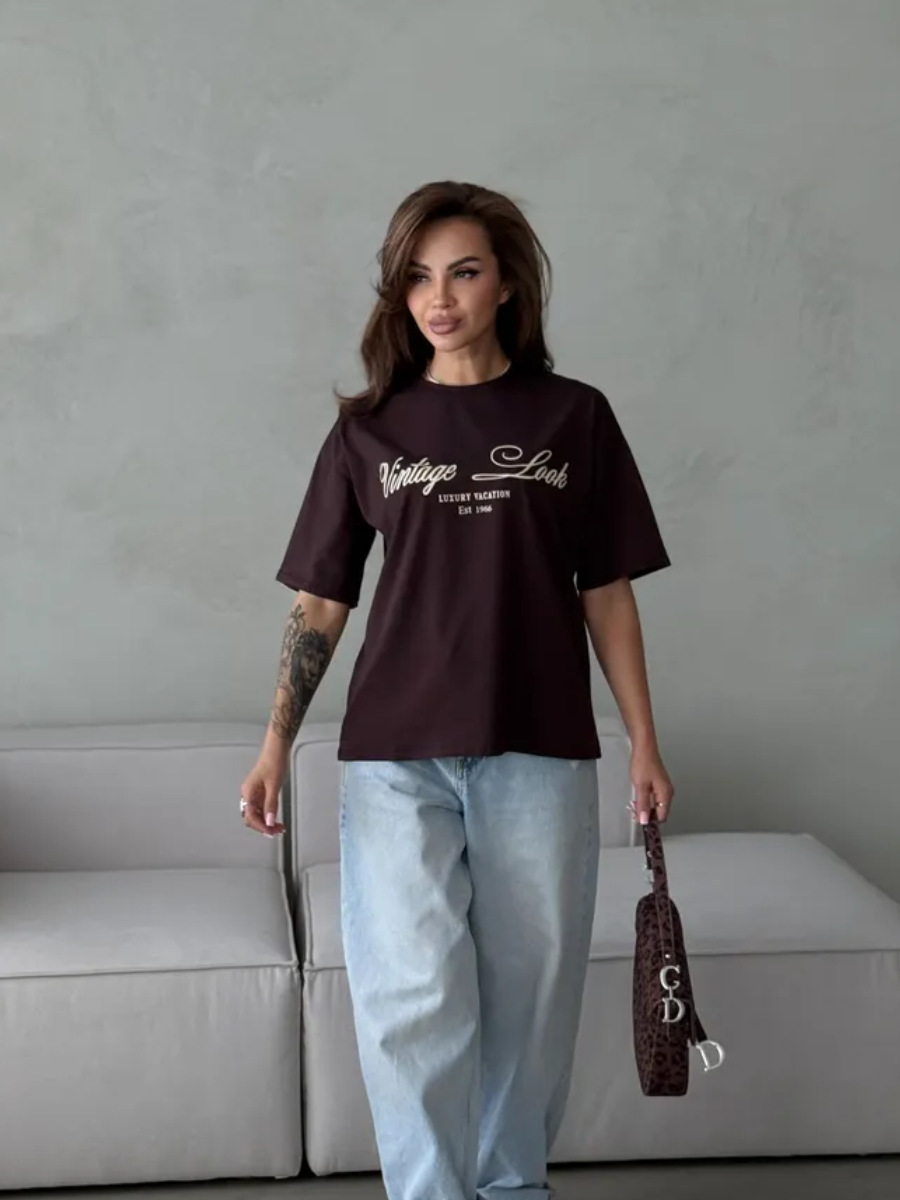 Back view of the tee