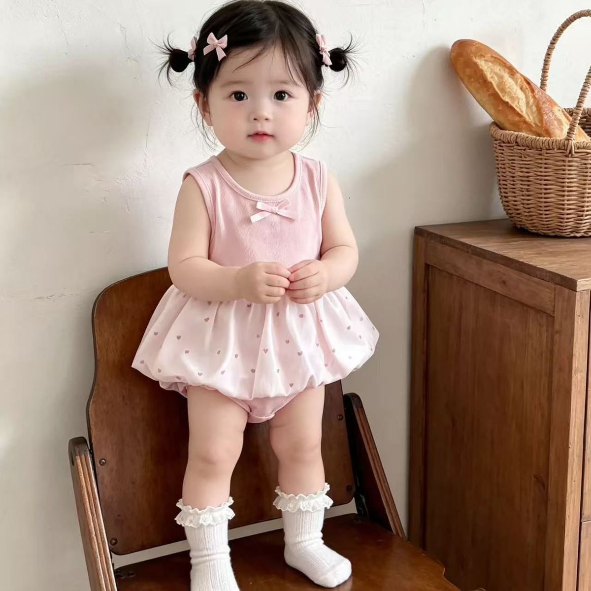 Summer Lightweight Stylish Baby Romper for Girls, Infant Sleeveless Bodysuit, Onesie Outfit for