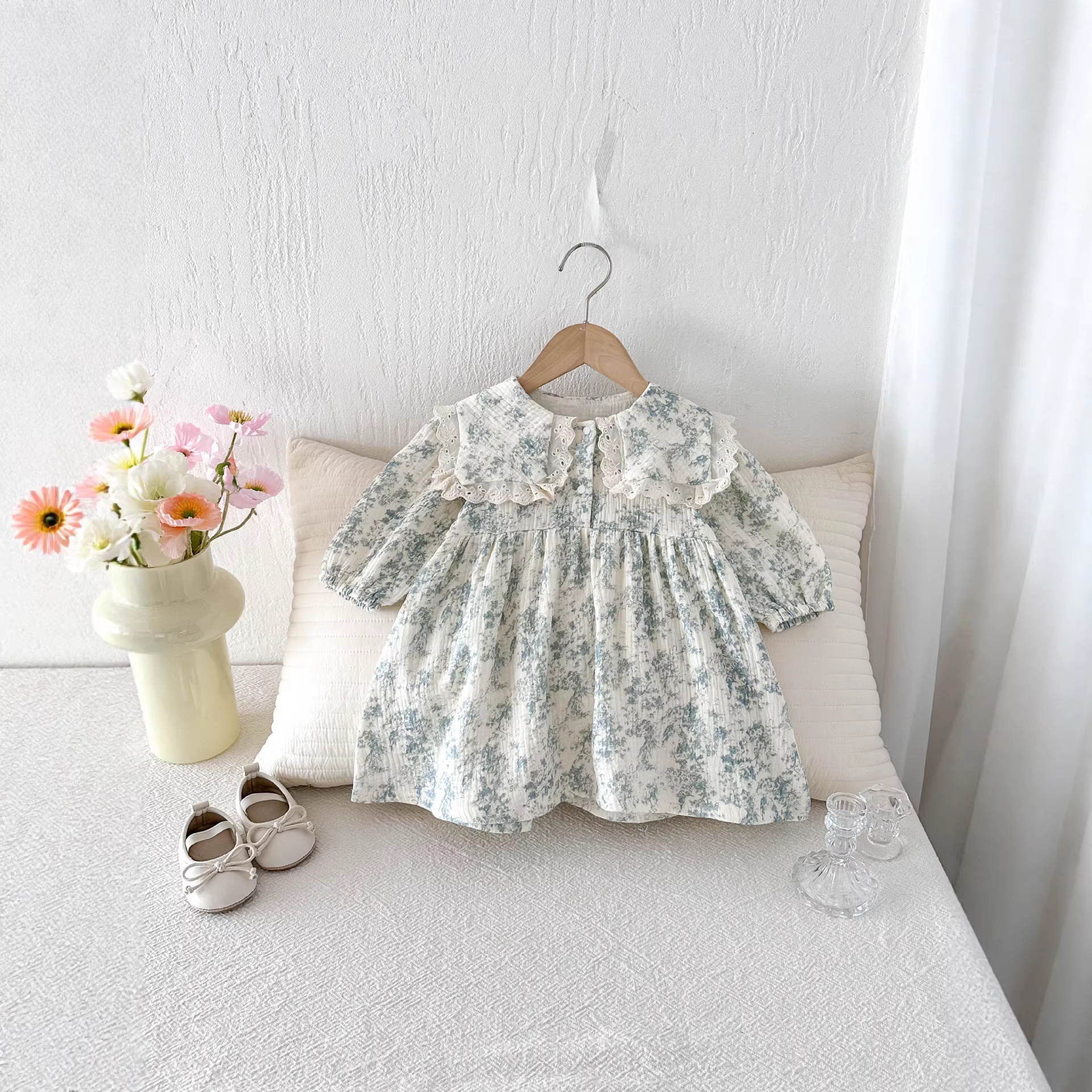 Children's Clothing Fashion Floral Peter Pan Collar Long Sleeve Shirt Dress for Girls