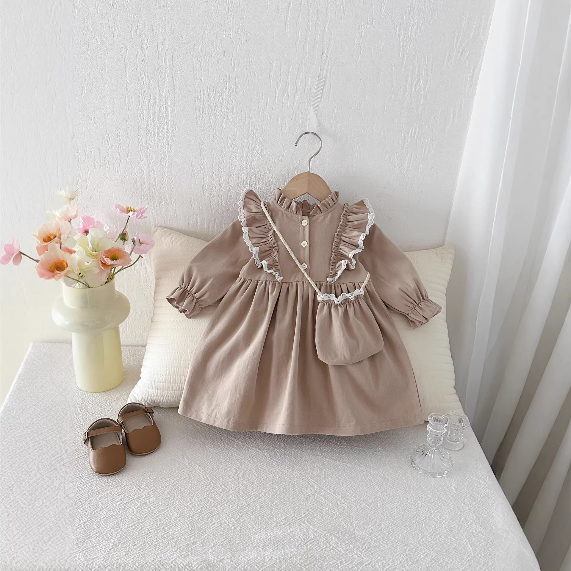Spring and Autumn Children's Dress with Ruffle Trim, Long Sleeve Princess Dress, Vintage Style