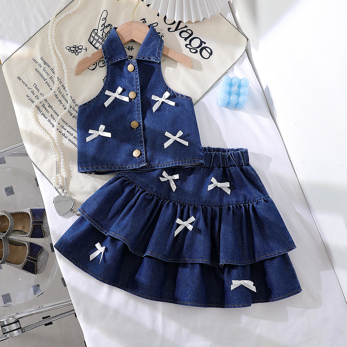 Hanging neck and collar denim vest denim short skirt bow tie set