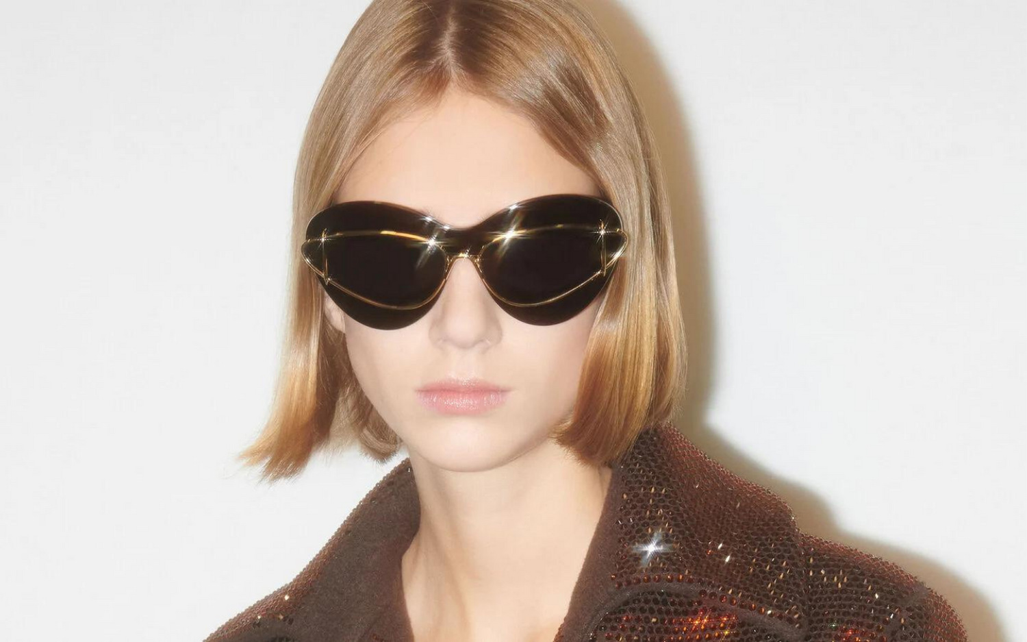 Women's fashion driving shades — outdoor photo