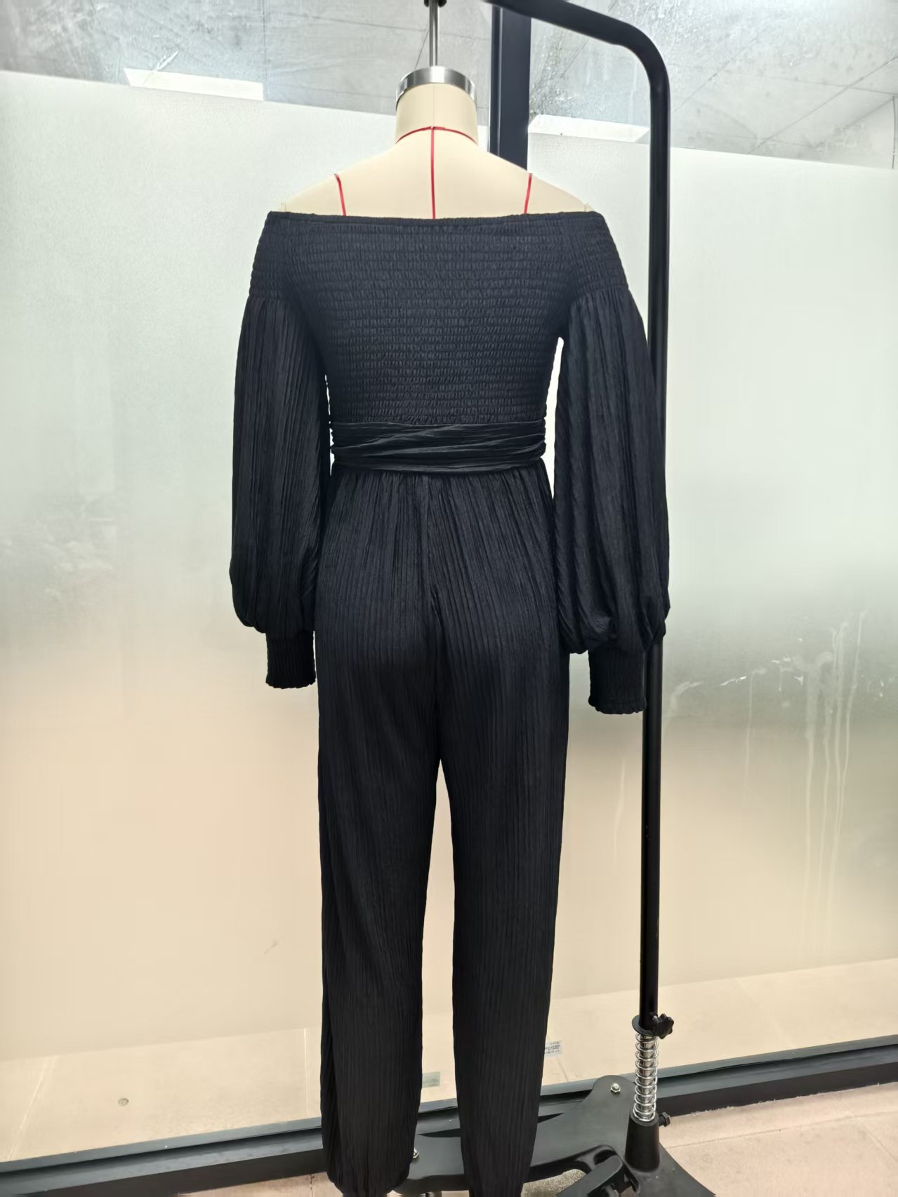 Women's off-shoulder puff sleeve jumpsuit — Black color detail