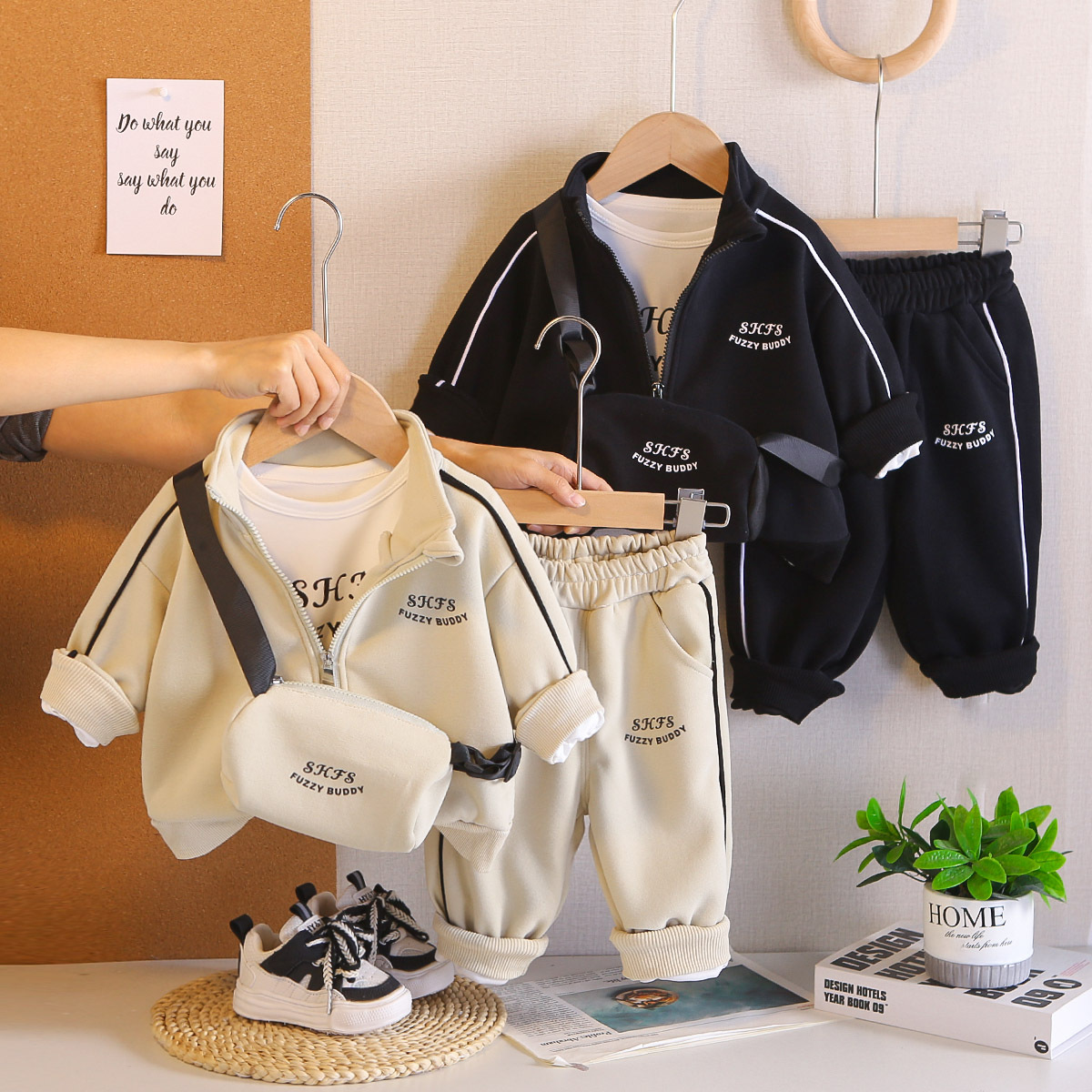 Casual children's shoulder bag long sleeved three piece set