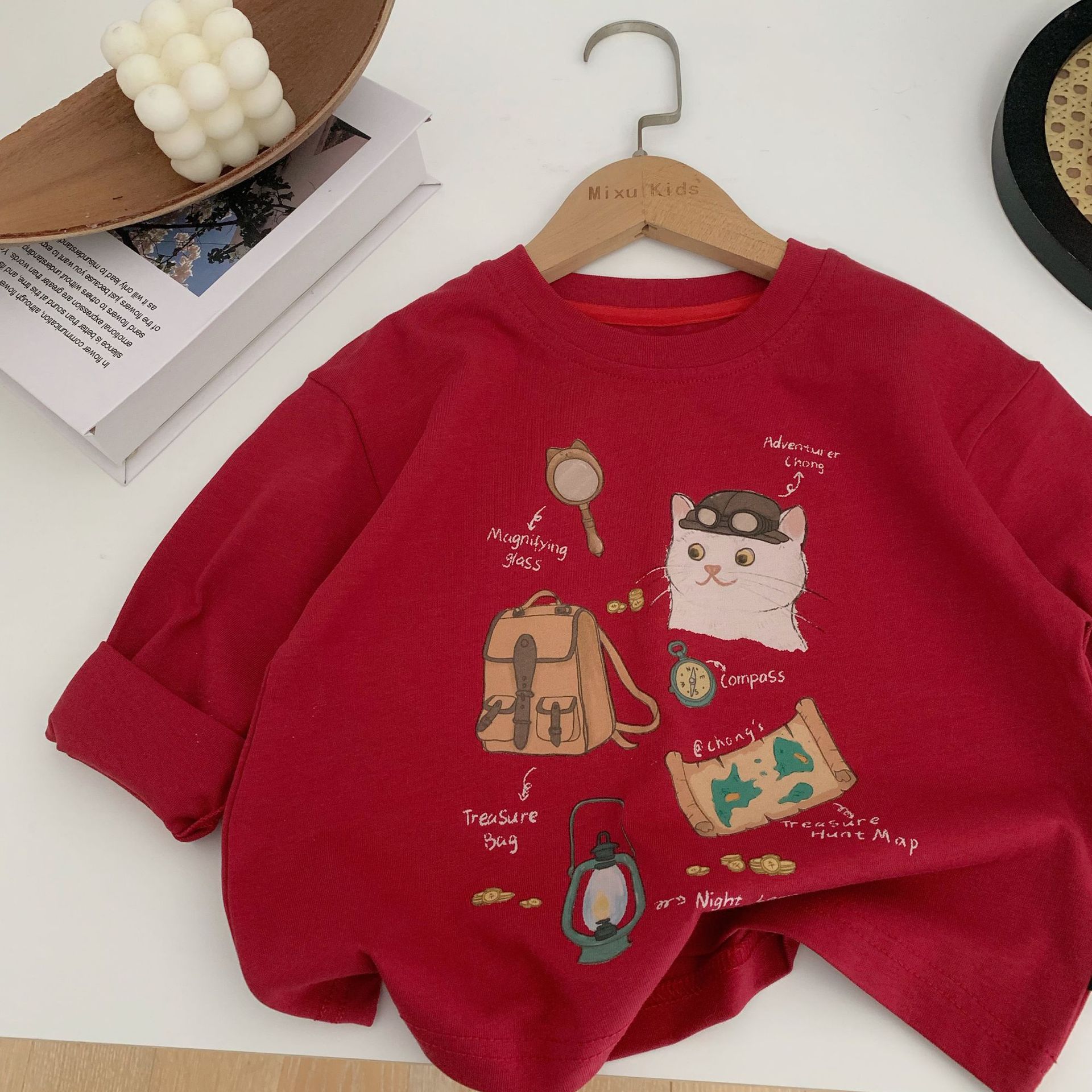 Cartoon long sleeved shirt in red