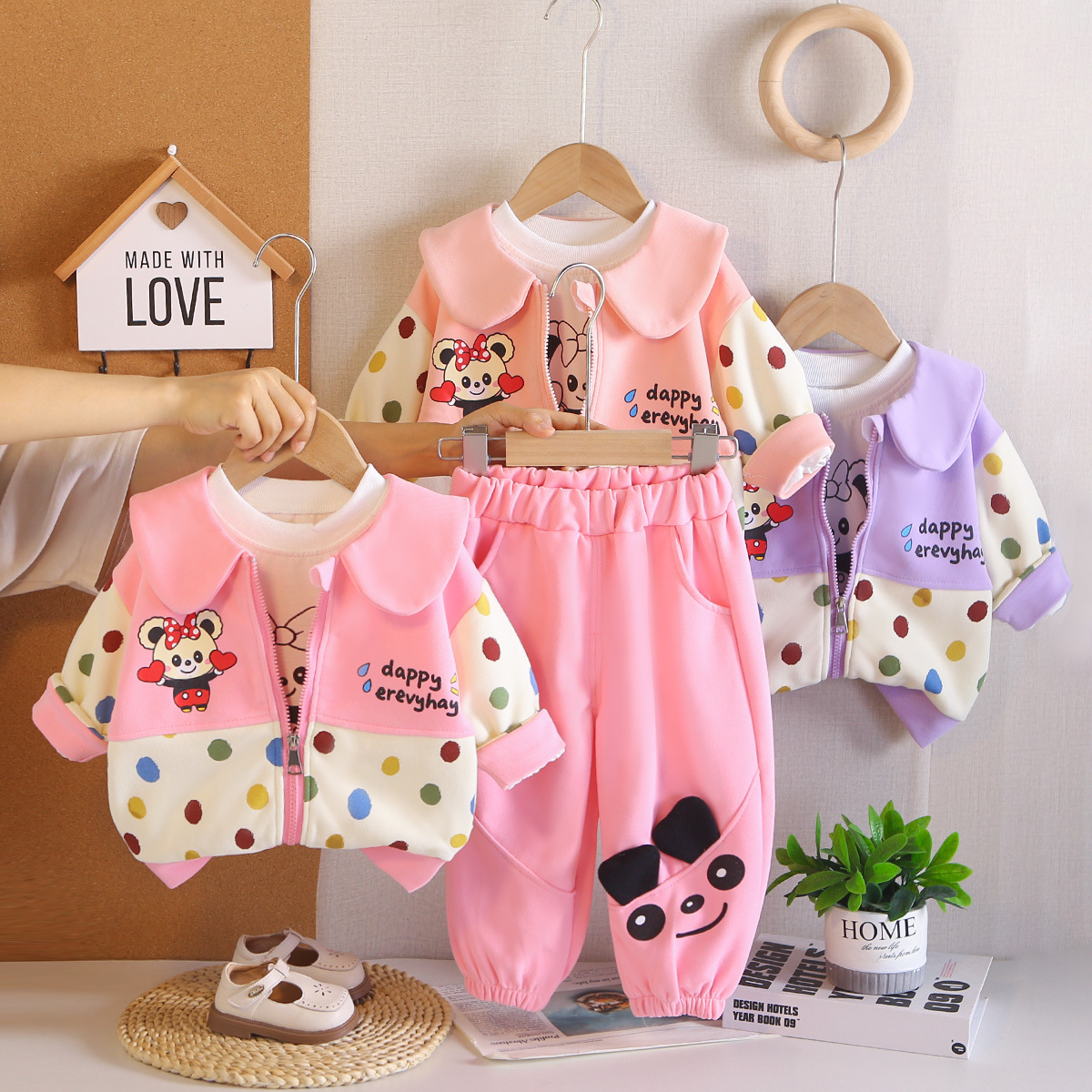 Long sleeved three piece set for baby girls' autumn casual jacket