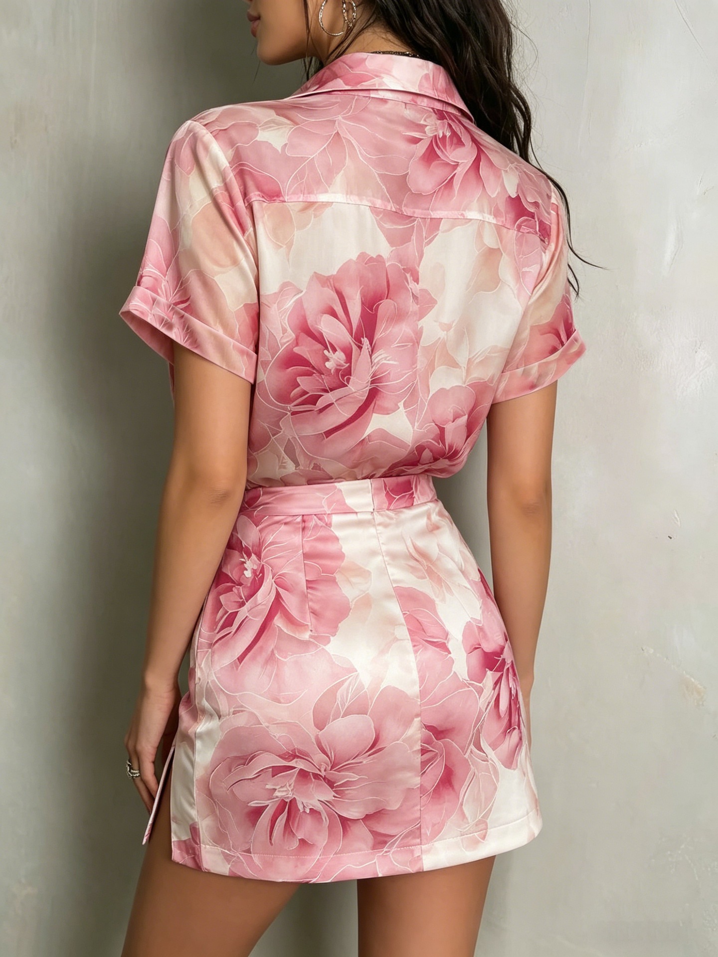 Slim fit floral two-piece set – rose print short sleeve shirt and mini skirt