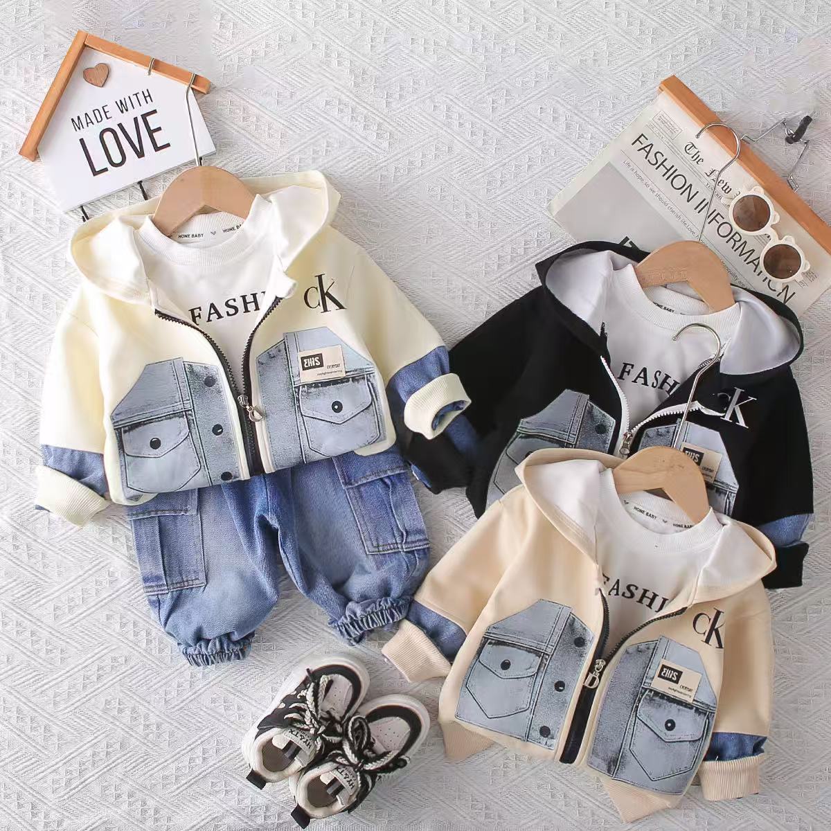 Hooded long sleeved three piece set for baby's spring and autumn leisure