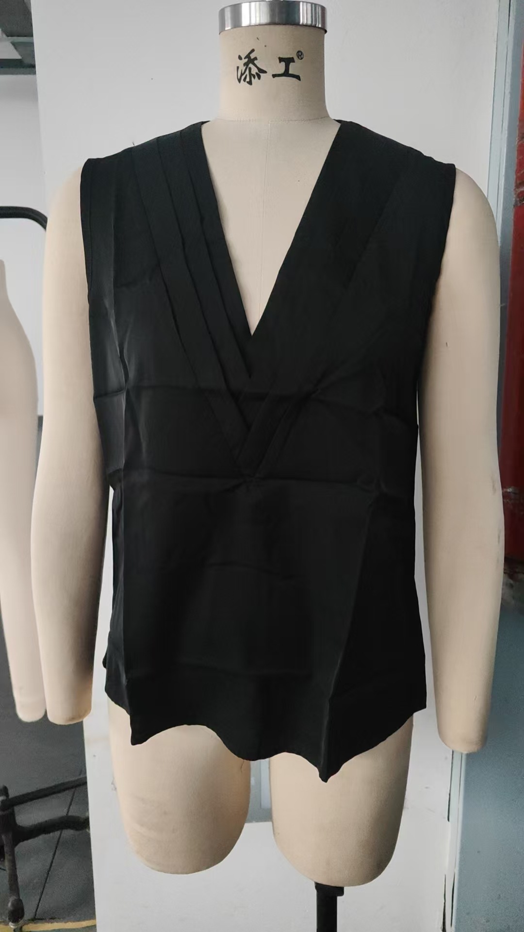 Women's layered V-neck tank top product detail view – surplice pleated front